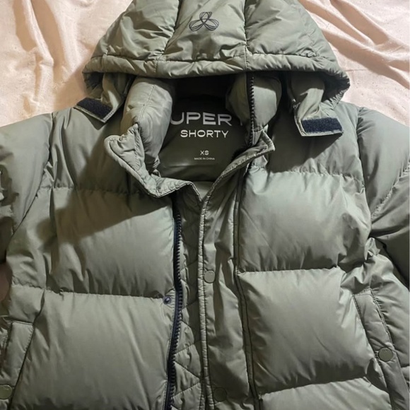 Aritzia super puff shorty - Dark Olive - Picture 6 of 8